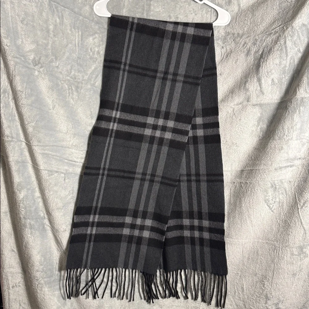 Enzo Mantovani Wool Cashmere Scarf black and‎ gray classic quality